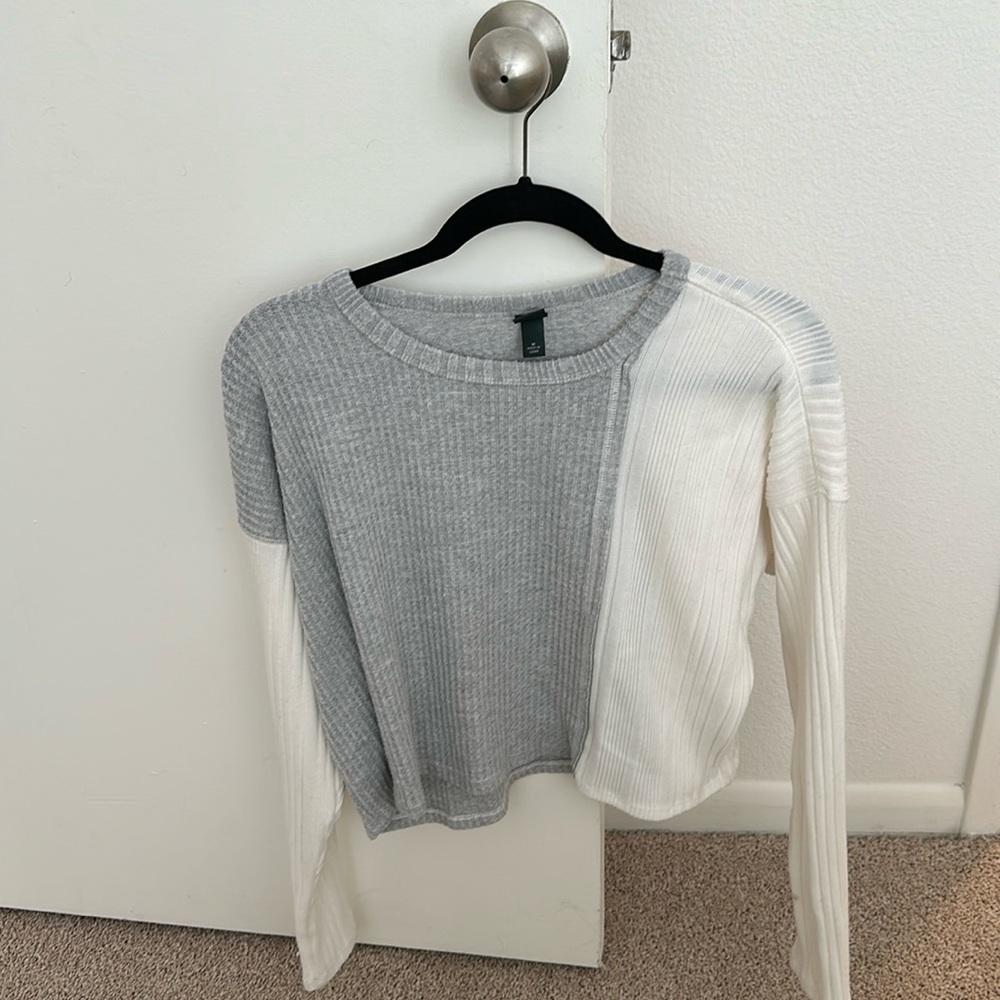 Wild fable crop sweater top
